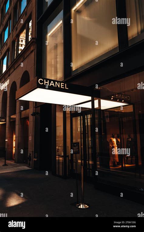 chanel boutique manhattan